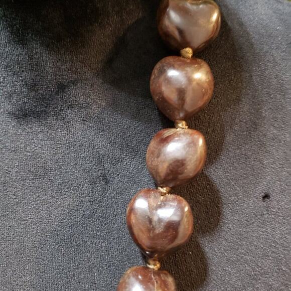 Women Fashion Brown Lumbang Kukui Nut Seed Collar Necklace with Lei Ribbon Clasp - Picture 4 of 6